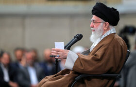 دیدار جمعی از کارگران با رهبر انقلاب