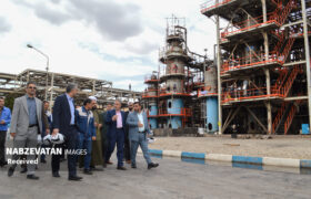 بازدید اعضاء شورای تامین شهرستان لنجان از شرکت پالایش قطران ذغالسنگ