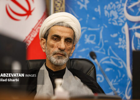 رئیس‌ کل دادگستری استان اصفهان: با انتشاردهندگان شایعات، برخورد قضایی قاطع خواهد شد