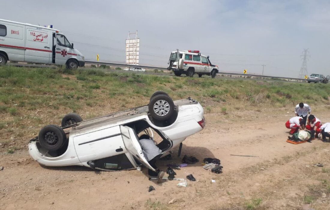 برخورد ۲ خودرو سورای در گلستان با ۸ مصدوم