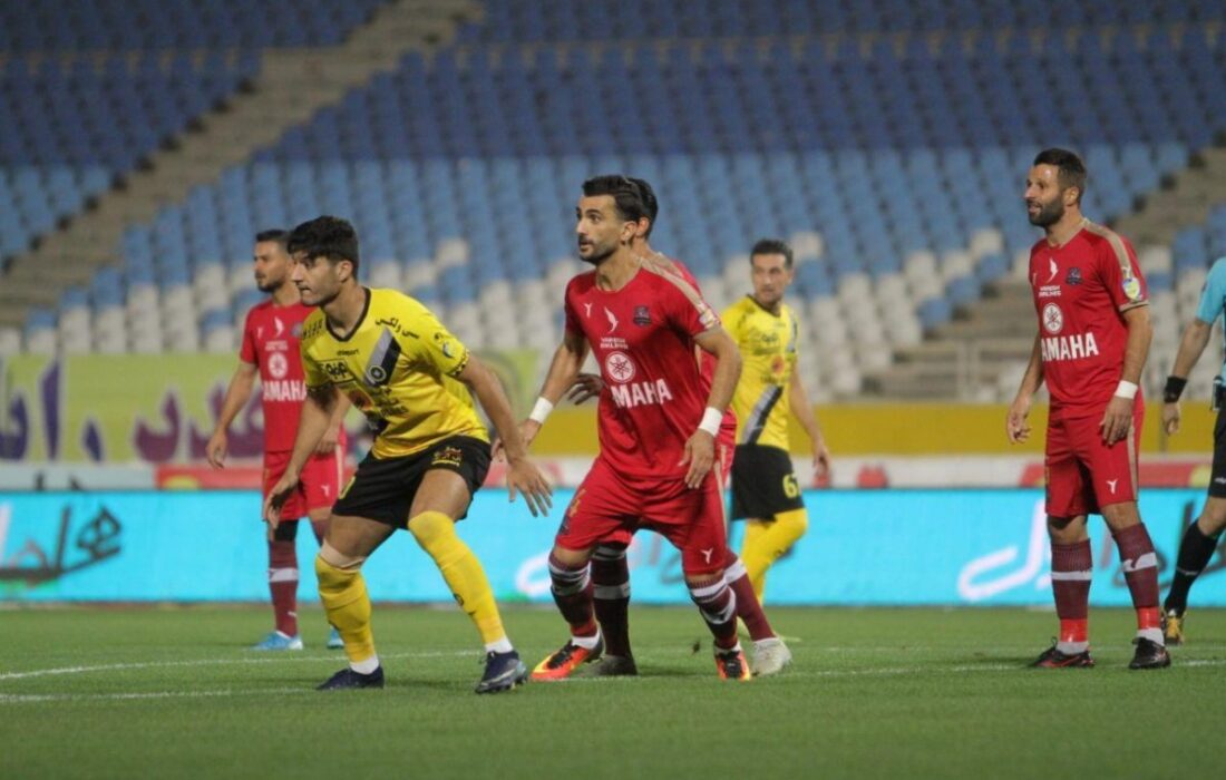 خلاصه بازی سپاهان و نساجی