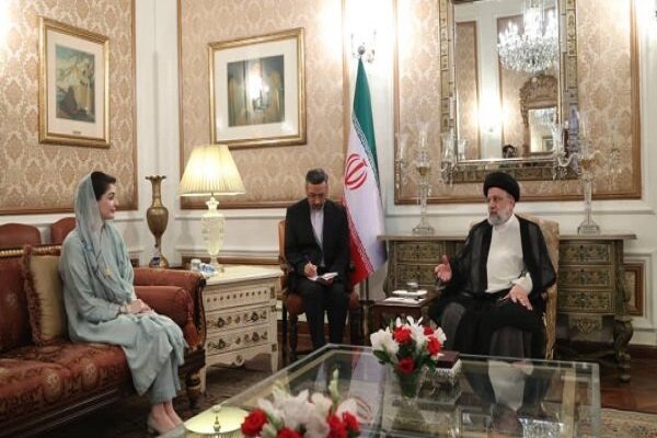 آیت الله رئیسی: تبادل ظرفیت‌های متقابل زمینه تأمین منافع و افزایش قدرت ایران و پاکستان است