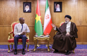 آیتالله رئیسی: آماده تبادل ظرفیت و توانمندیهای ایران با آفریقا هستیم