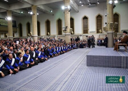 رهبر انقلاب: تحریم‌ها ملت ایران را از پا در نمی‌آورد