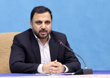 وزیر ارتباطات: آیین‌نامه حمل و عرضه دارو از طریق سکوهای اینترنتی نهایی شد