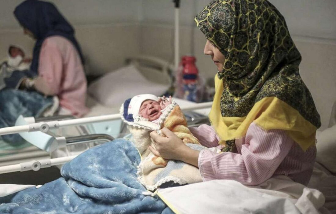 استخدام ۱۵۰۰ ماما در کشور طی سال گذشته