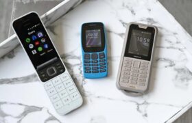 واردات گوشیهای دکمهای ممنوع نشده است