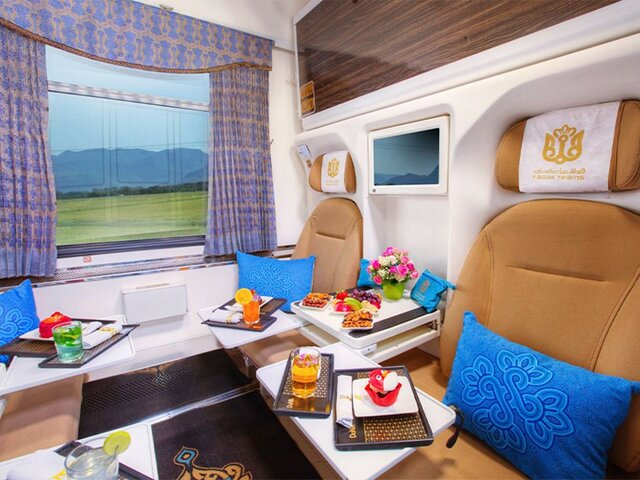 بلیط قطار مشهد را آنلاین رزرو کنید و به سفری خاطرهانگیز بروید