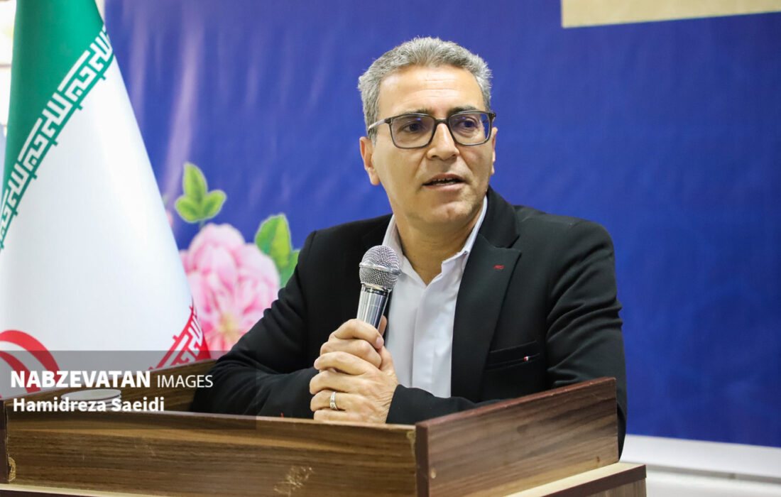 دانش آموزان طلایه داران تحقق گام دوم انقلاب هستند