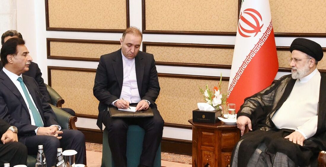 رئیس مجلس پاکستان: برای آقای رئیسی پرچمدار صلح در منطقه آرزوی سلامتی میکنیم