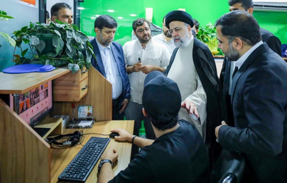 بازدید رئیس‌جمهور از پارک علم و فناوری استان قم