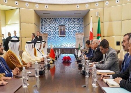 بررسی آخرین تحولات جهان عرب در دیدار وزرای خارجه الجزایر و بحرین