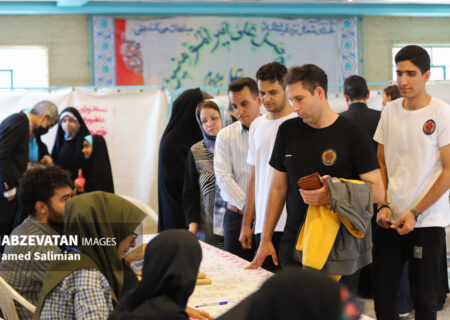 تلاش دشمنان برای دوقطبی‌سازی کاذب