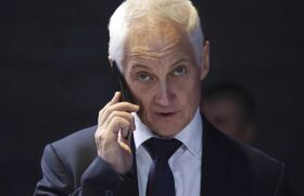 وزیر دفاع روسیه: ادامه انتقال تسلیحات آمریکایی به اوکراین باعث افزایش تنش میشود