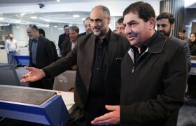 بازدید مخبر از مرکز پایش اطلاعات کشاورزی ایران