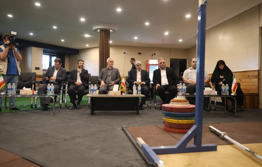 هاشمی: تجربه المپیکی وزنهبرداری قابل توجه است/ اجازه ندهید حاشیهها مانع کار شود