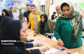 حضور پیرزن ۹۹ ساله لنجانی در انتخابات ریاست جمهوری