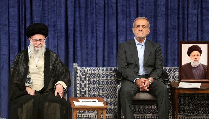 ۷ توصیه راهبردی و کاربردی رهبر انقلاب به رئیسجمهور و دولت چهاردهم