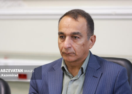 مدیرکل شیشه‌فروش: تصمیمات کارگروه آلودگی‌هوا براساس پیش‌بینی هواشناسی اتخاذ می‌شود