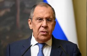 وزیر خارجه روسیه: همکاری روسیه با ایران قوانین بینالمللی را نقض نمیکند