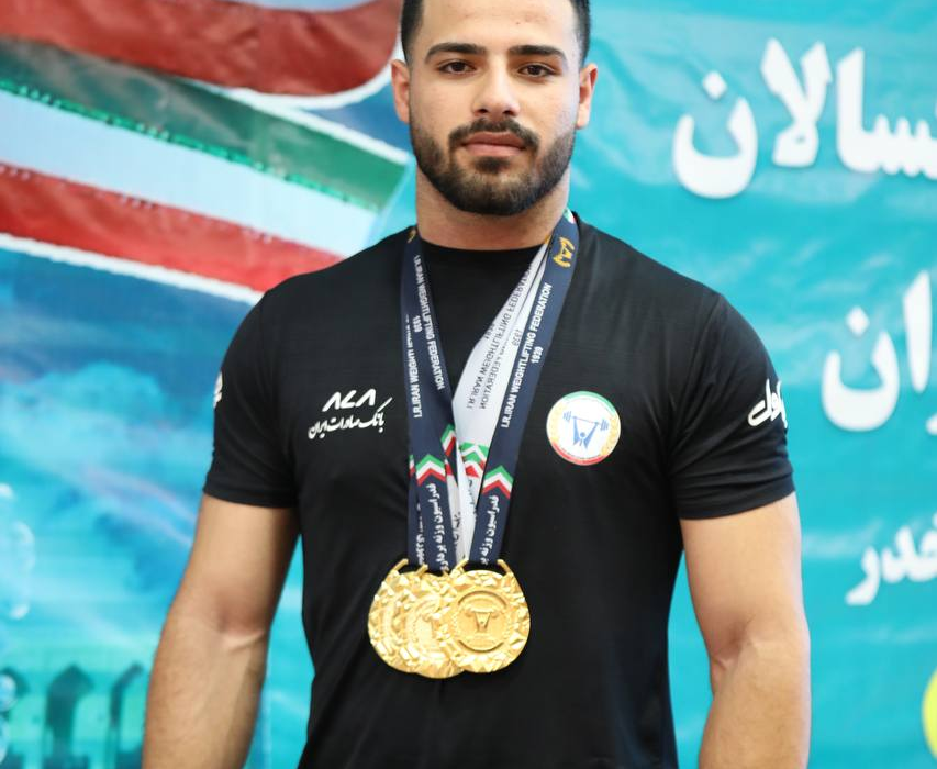 اولین مدال وزنهبرداری ایران در قهرمانی جهان ۲۰۲۴ به نام وزنه بردار لنجانی ضرب شد