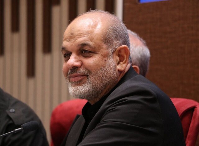 وحیدی: ۳ میلیون و ۱۵۰ هزار زائر از مرزهای کشور خارج شدند