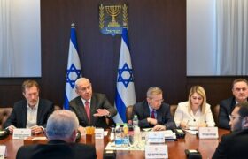 هاآرتص: نتانیاهو و کابینهاش اسرائیل را به کام بدترین فاجعه در تاریخ کشاندند