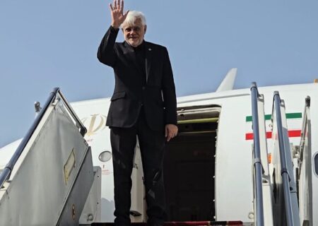 عارف عازم ترکمنستان شد