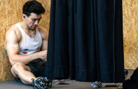 دست رضا علیپور نماینده سنگنوردی ایران به مدال المپیک نرسید