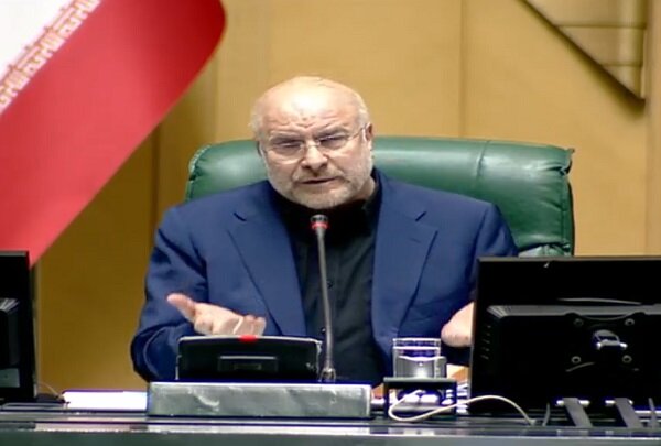 پولِ بانکها به جای رسوب، باید اهرمی برای تولید و اشتغال شود