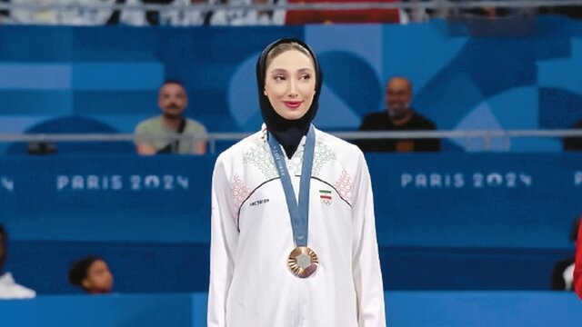 خانم نعمتزاده، مشهور محبوب بمان !