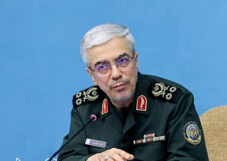 سرلشکر باقری؛ توان رهگیری و انهدام پرنده‌های دشمن ۵ برابر افزایش یافت