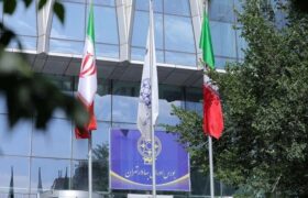 شاخص کل بورس با افت ۲۱ هزار واحدی روبه رو شد