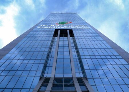 شاخص بورس ۲۱ هزار واحد مثبت شد