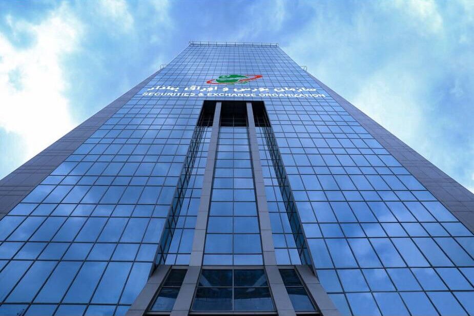 شاخص بورس ۲۱ هزار واحد مثبت شد