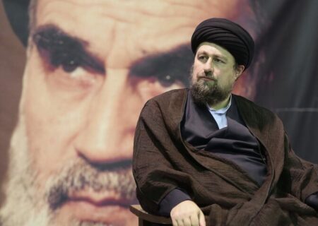 سیدحسن خمینی:ترورناجوانمردانه حجج اسلام رازینی ومقیسه حرکتی علیه حقوق انسانی است