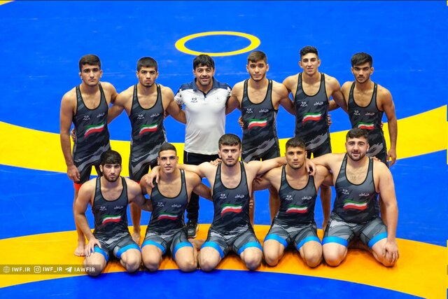 کسب دو طلا و یک برنز توسط تیم ملی کشتی فرنگی جوانان در رقابتهای کشتی جوانان جهان