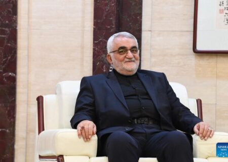 بروجردی: فراهم‌سازی زمینه تولید و رفع موانع سرمایه‌گذاری؛ دو ماموریت اصلی دولت