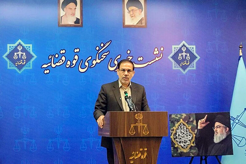 خبرنگاران، پاسداران حقیقت در خط مقدم جهاد رسانهای هستند