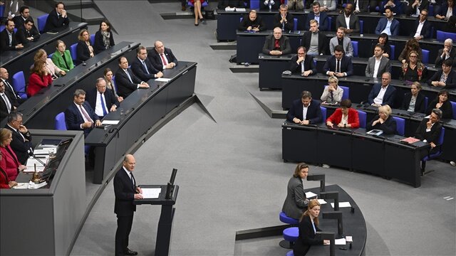 برلین: حکم دادگاه لاهه را بررسی میکنیم