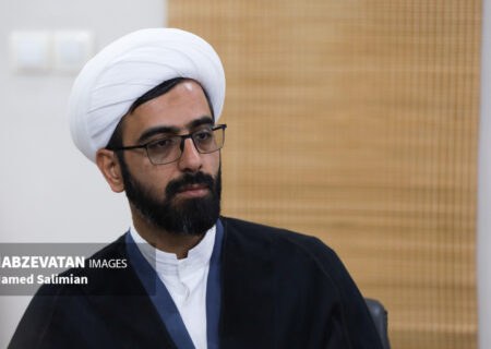 توزیع ۳۰۰ بسته معیشتی سبدکالا بین خانواده‌های زندانیان نیازمند لنجانی