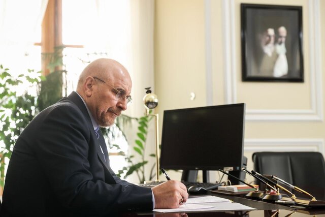 نامه قالیباف به پزشکیان درباره ایرادات قانونی آییننامه متناسبسازی حقوق بازنشستگان