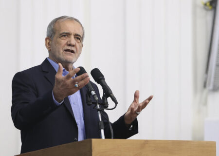 رئیس جمهور: با نگاه بسیجی می‌توان برای کشور عزت‌آفرینی کرد