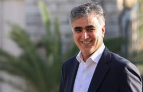 عرضه ارز در بازار دوم مرکز مبادله با نرخ توافقی افزایش می‌یابد