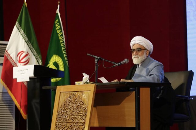 تولیت آستان قدس رضوی: جهاد تبیین وظیفهای همگانی برای مقابله با جنگ نرم دشمن است
