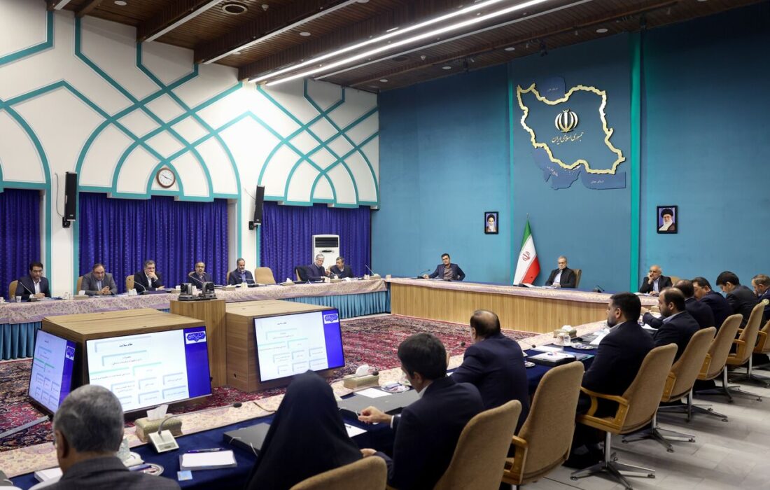 پزشکیان: بهرهگیری از ظرفیت فناوریهای نوین موجب کاهش هزینهها می شود