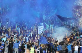 قضاوت داوران کره‌ای در دیدار استقلال و الوصل