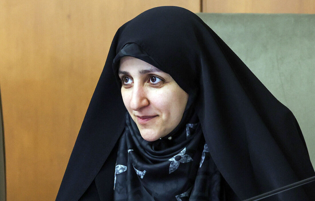 زنان توان ورود به عرصههای تصمیمگیری دارند