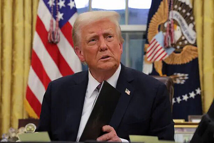 گاردین: ترامپ علیه «عدالت بینالمللی» اعلام جنگ کرده است