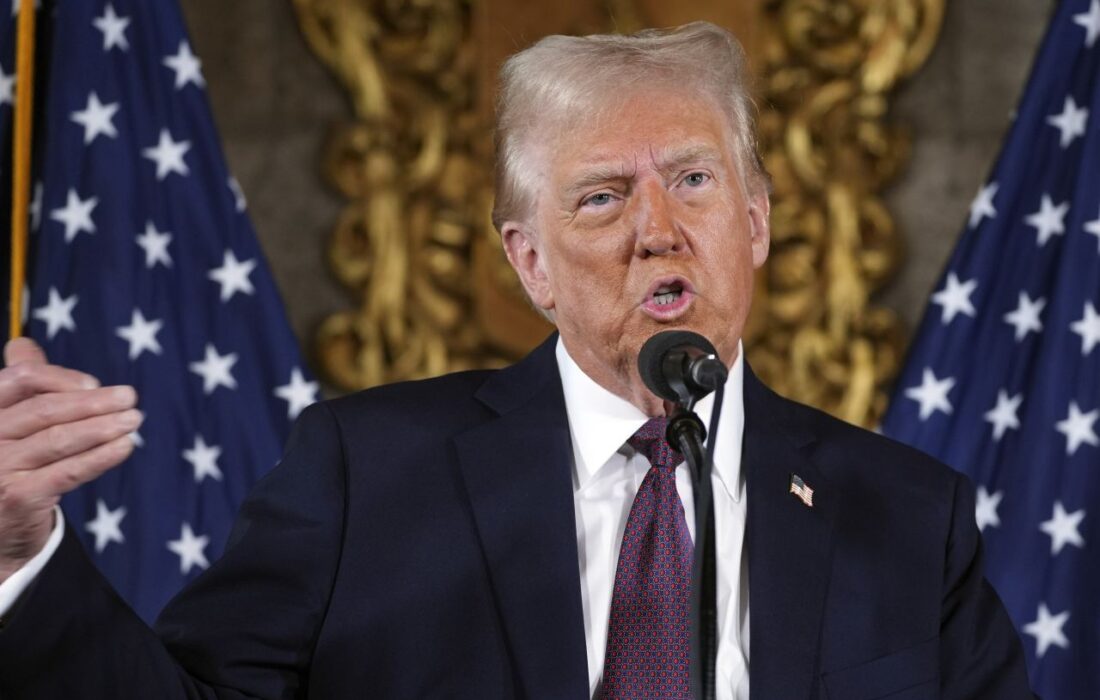 رئیس جمهور آمریکا: با دلار بمانید یا با ۱۰۰ درصد تعرفه مواجه شوید